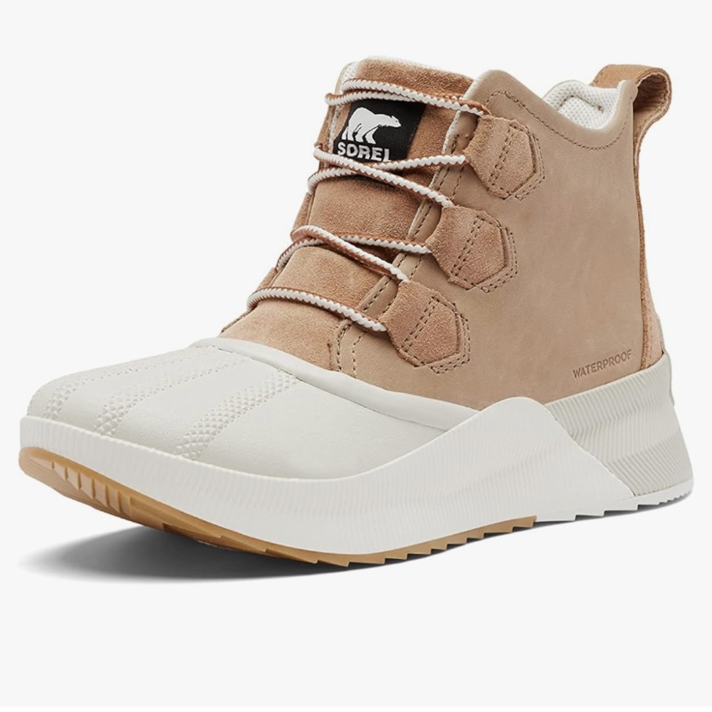 NIB Sorel Out N About III Boot